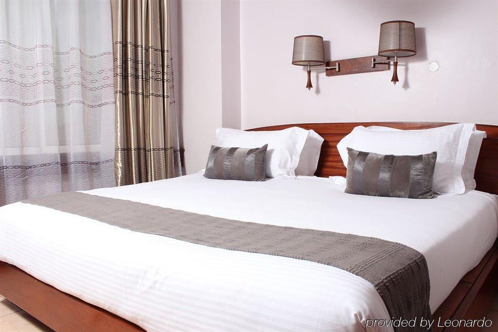 Sunrise B&B ไนโรบี ภายนอก รูปภาพ