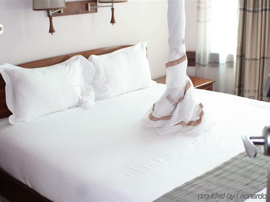 Sunrise B&B ไนโรบี ภายนอก รูปภาพ