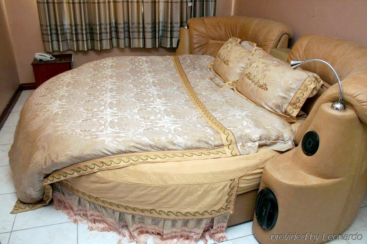 Sunrise B&B ไนโรบี ภายนอก รูปภาพ